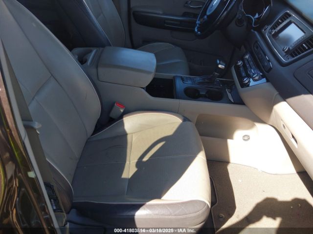 KNDMB5C14H6329340 KIA SEDONA LX