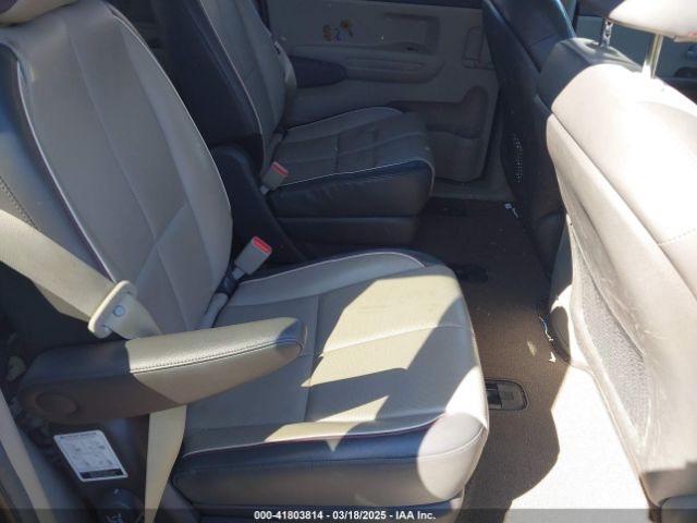 KNDMB5C14H6329340 KIA SEDONA LX