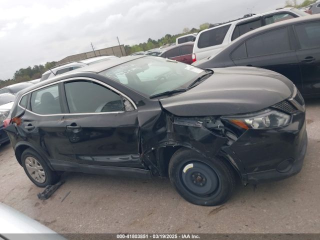 JN1BJ1CP5KW527877 Nissan Rogue Sport S
