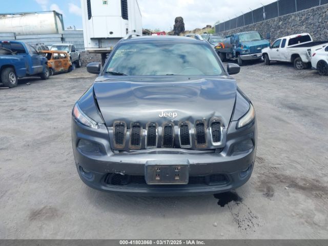 1C4PJMCB3GW242093 Jeep Cherokee Latitude