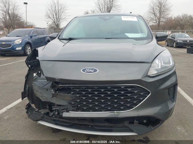1FMCU9G61LUB12976 Ford ESCAPE SE