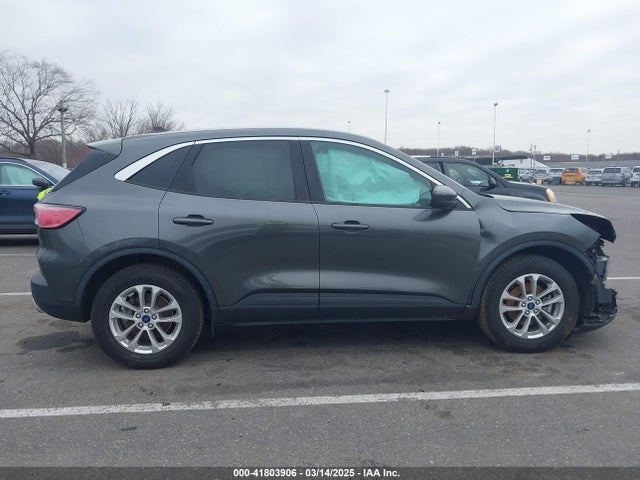 1FMCU9G61LUB12976 Ford ESCAPE SE