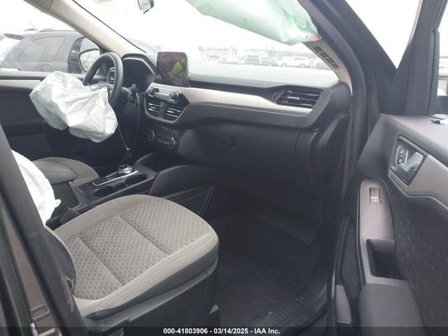 1FMCU9G61LUB12976 Ford ESCAPE SE