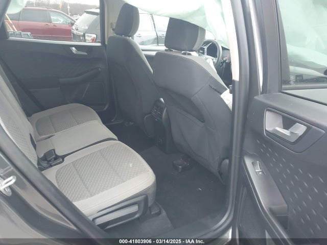1FMCU9G61LUB12976 Ford ESCAPE SE