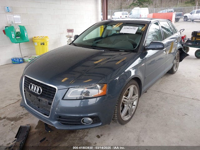 2012 AUDI A3 WAUKEAFMXCA133726 Photo 1