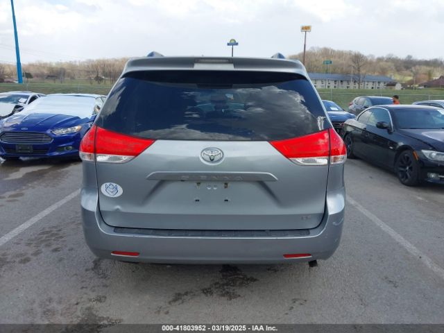 5TDKK3DC2ES440251 Toyota Sienna Le V6 8 Passenger