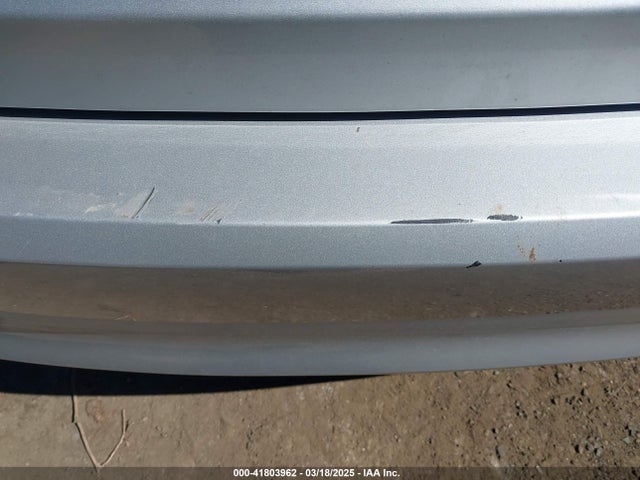 KMHD84LF4HU161789 Hyundai ELANTRA SE