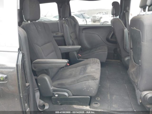 2C4RDGBG7JR262670 Dodge Grand Caravan Se Plus