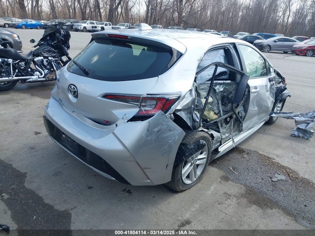 JTND4RBE6L3082916 Toyota COROLLA SE