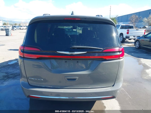 Chrysler Pacifica Touring L 2022 2C4RC1BG4NR113963 Image 16