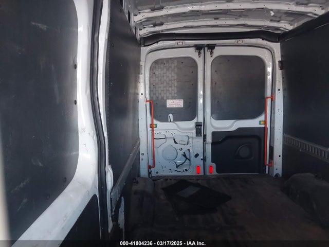 Ford Transit-150 2018 1FTYE2CM0JKA12055 Image 8