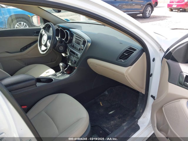 5XXGM4A78FG366057 KIA Optima Lx