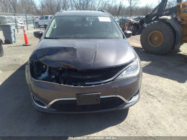 2C4RC1BG8HR530541 Chrysler Pacifica Touring-l