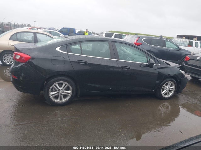 1G1BE5SM2J7239073 Chevrolet Cruze Lt Auto
