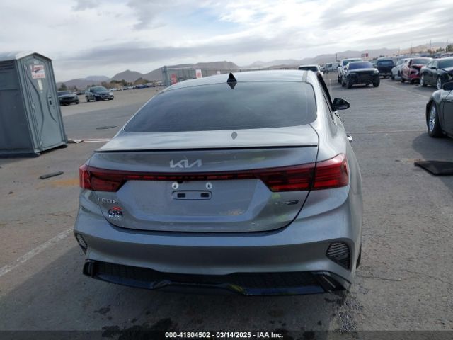 3KPF54AD5PE567519 KIA Forte Gt-line