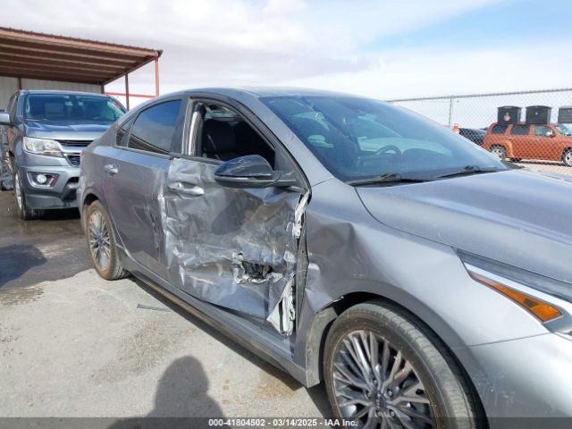 3KPF54AD5PE567519 KIA Forte Gt-line