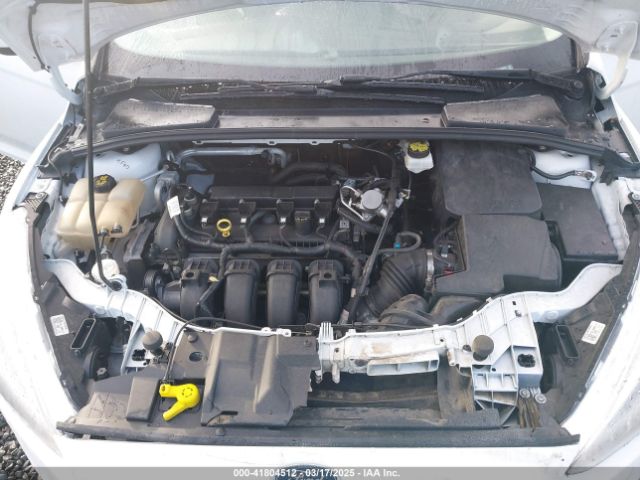 1FADP3F23JL242066 Ford FOCUS SE
