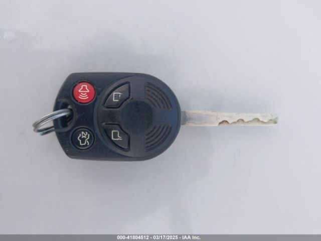 1FADP3F23JL242066 Ford FOCUS SE