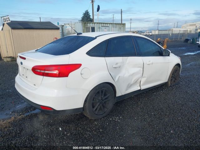 1FADP3F23JL242066 Ford FOCUS SE