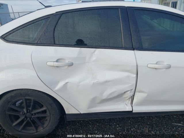 1FADP3F23JL242066 Ford FOCUS SE