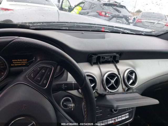 WDDSJ4EB8HN411979 Mercedes-Benz CLA 250