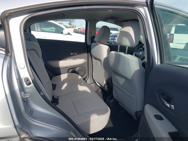 3CZRU6H35KG705978 Honda HR-V LX