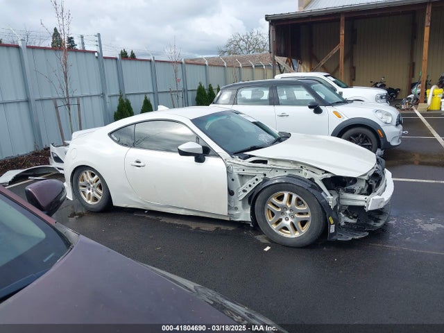 JF1ZNAA1XG8701202 Scion FR-S