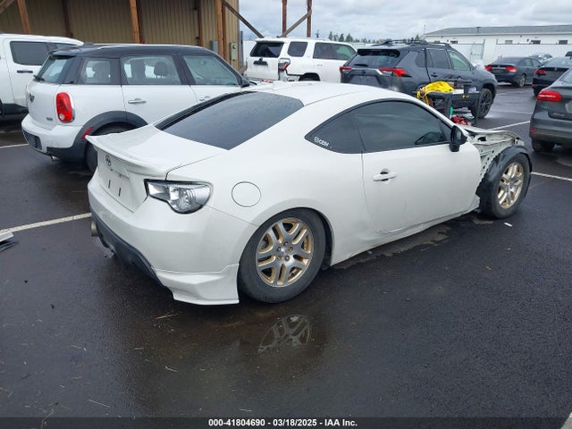 JF1ZNAA1XG8701202 Scion FR-S