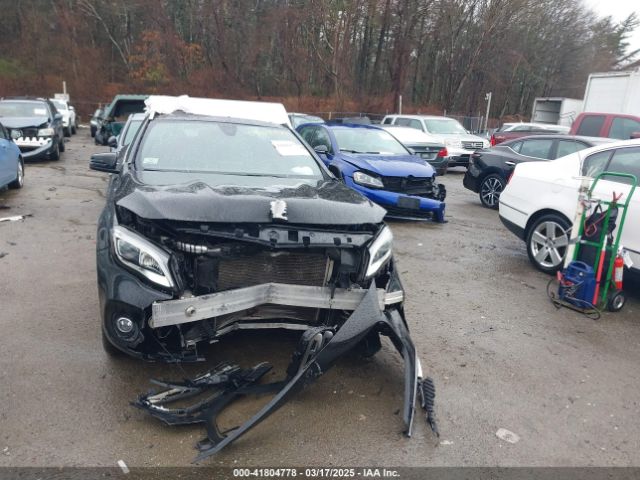 WDCTG4GB2JJ530693 Mercedes-Benz Gla 250 4matic