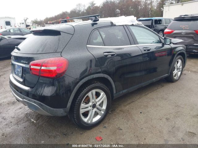 WDCTG4GB2JJ530693 Mercedes-Benz Gla 250 4matic