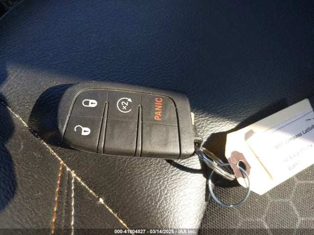 3C4NJDBB8JT202680 Jeep Compass Latitude 4x4