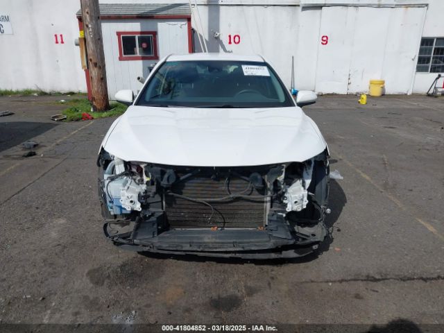 JTNB11HK1J3037572 Toyota CAMRY LE