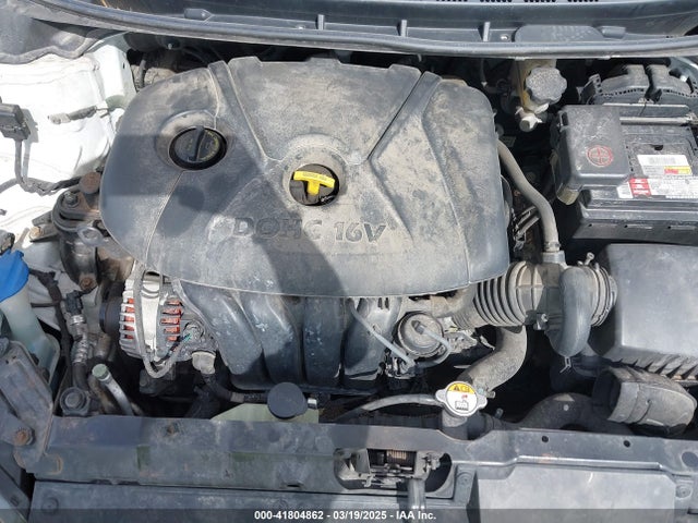 5NPDH4AE7FH575638 Hyundai ELANTRA SE