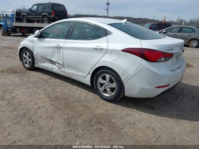 5NPDH4AE7FH575638 Hyundai ELANTRA SE