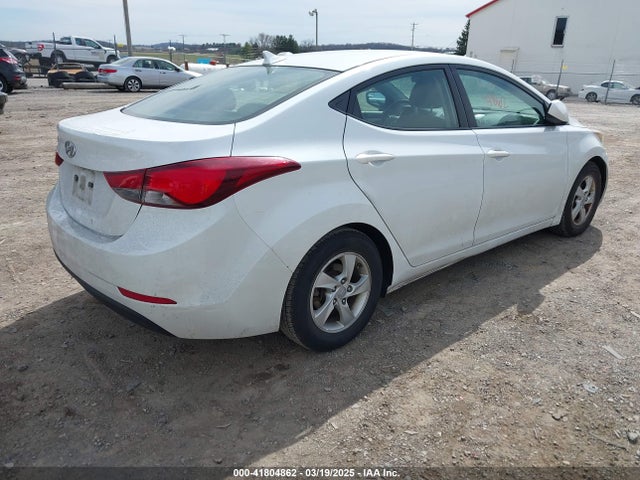 5NPDH4AE7FH575638 Hyundai ELANTRA SE