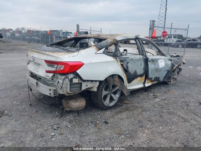 1HGCV1F96JA123213 Honda Accord Touring