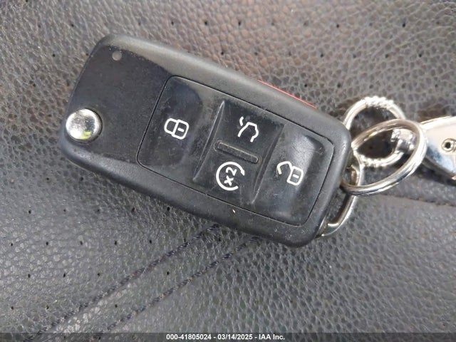 1VWGT7A36HC074702 Volkswagen Passat 1.8t Se