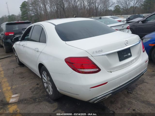 WDDZF4KB9HA072483 Mercedes-Benz E 300 4matic