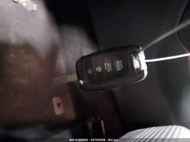 KM8K1CAA9KU195327 Hyundai Kona Se