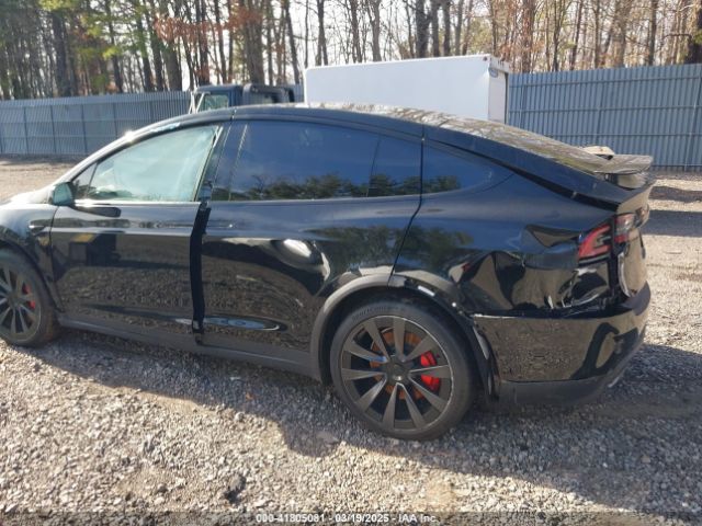 7SAXCBE60RF447492 Tesla Model X Plaid Tri Motor All-wheel Drive