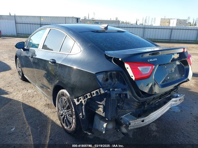 1G1BC5SMXH7144938 Chevrolet Cruze Ls Auto