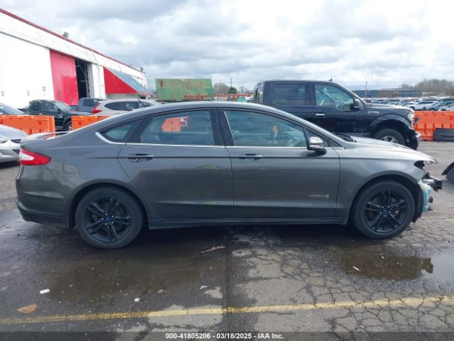 3FA6P0LUXGR282930 Ford Fusion Hybrid Se