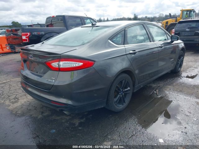 3FA6P0LUXGR282930 Ford Fusion Hybrid Se