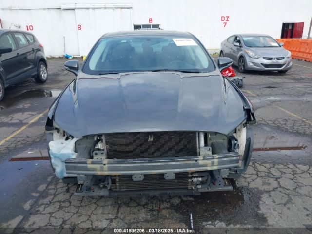 3FA6P0LUXGR282930 Ford Fusion Hybrid Se