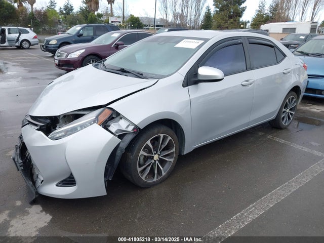 2T1BURHE8JC046460 Toyota COROLLA LE
