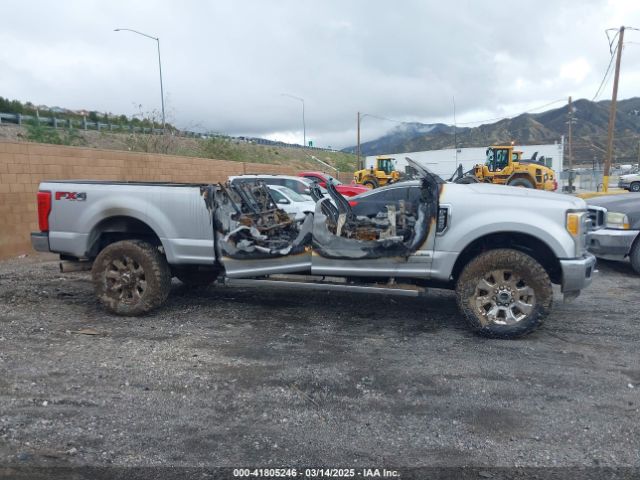 1FT7W2BT7HEF39231 Ford F-250 Lariat