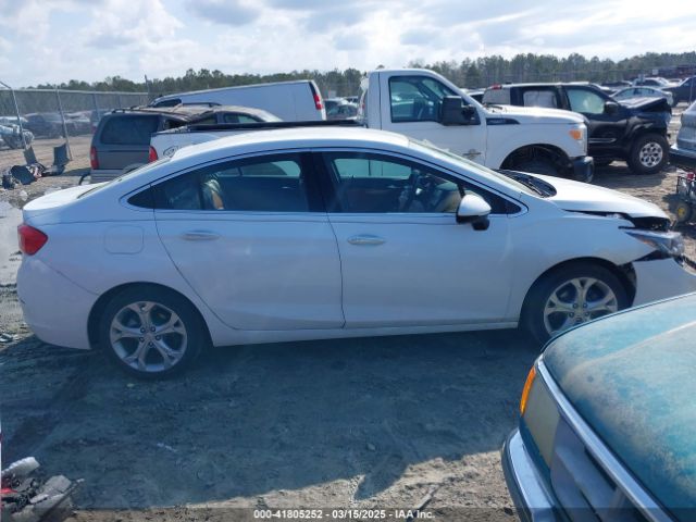 1G1BF5SM5H7208049 Chevrolet Cruze Premier Auto