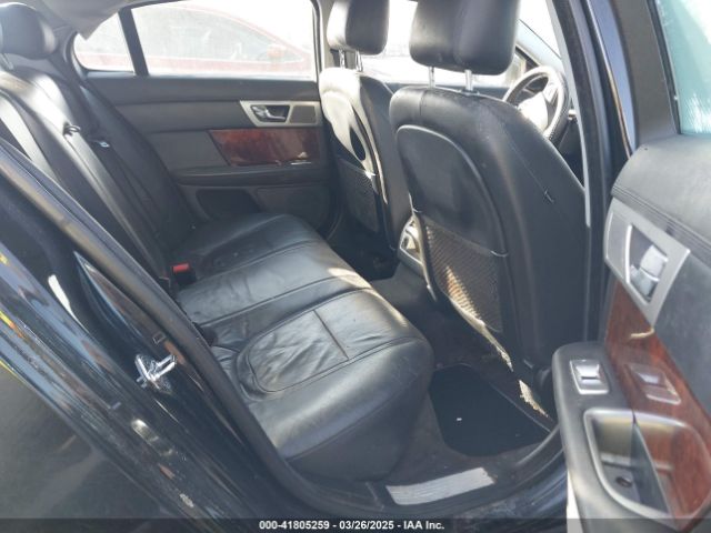 2014 JAGUAR XF SAJWA0ES7EPU28746 Photo 7