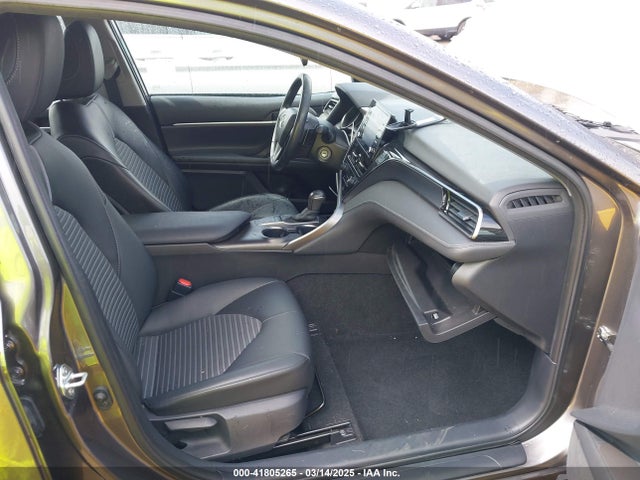 4T1G11AKXNU682494 Toyota CAMRY SE