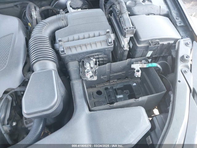 5XXGM4A79FG517083 KIA Optima Lx